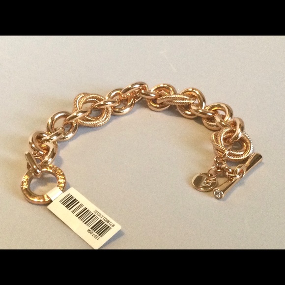 Beautiful TOV essential bracelet. New with price tag - Picture 6 of 6